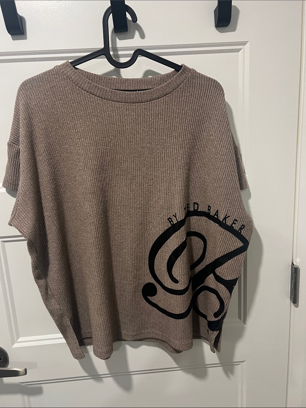 Ted Baker Taupe Ribbed Short-Sleeve Sweater with Black Graphic